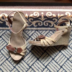 Super cute wedge heels